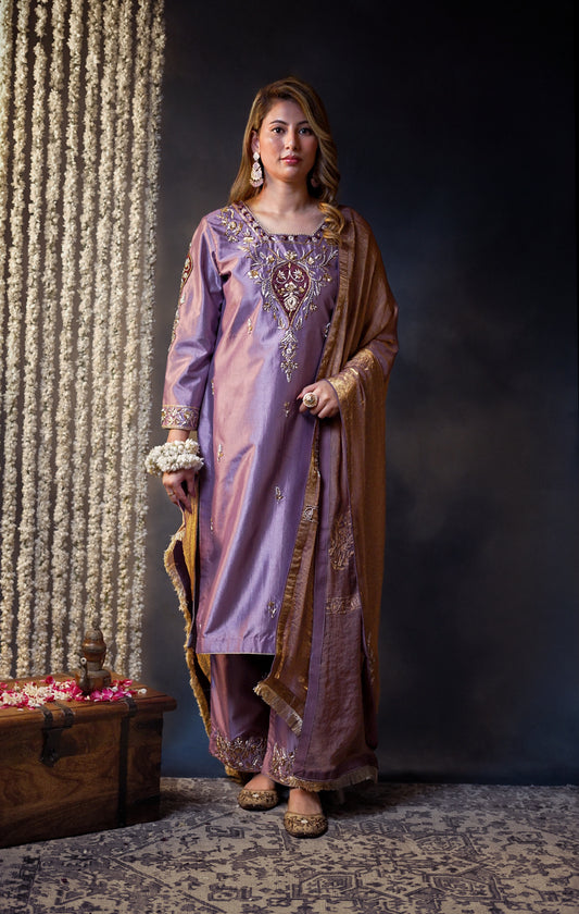Aamira