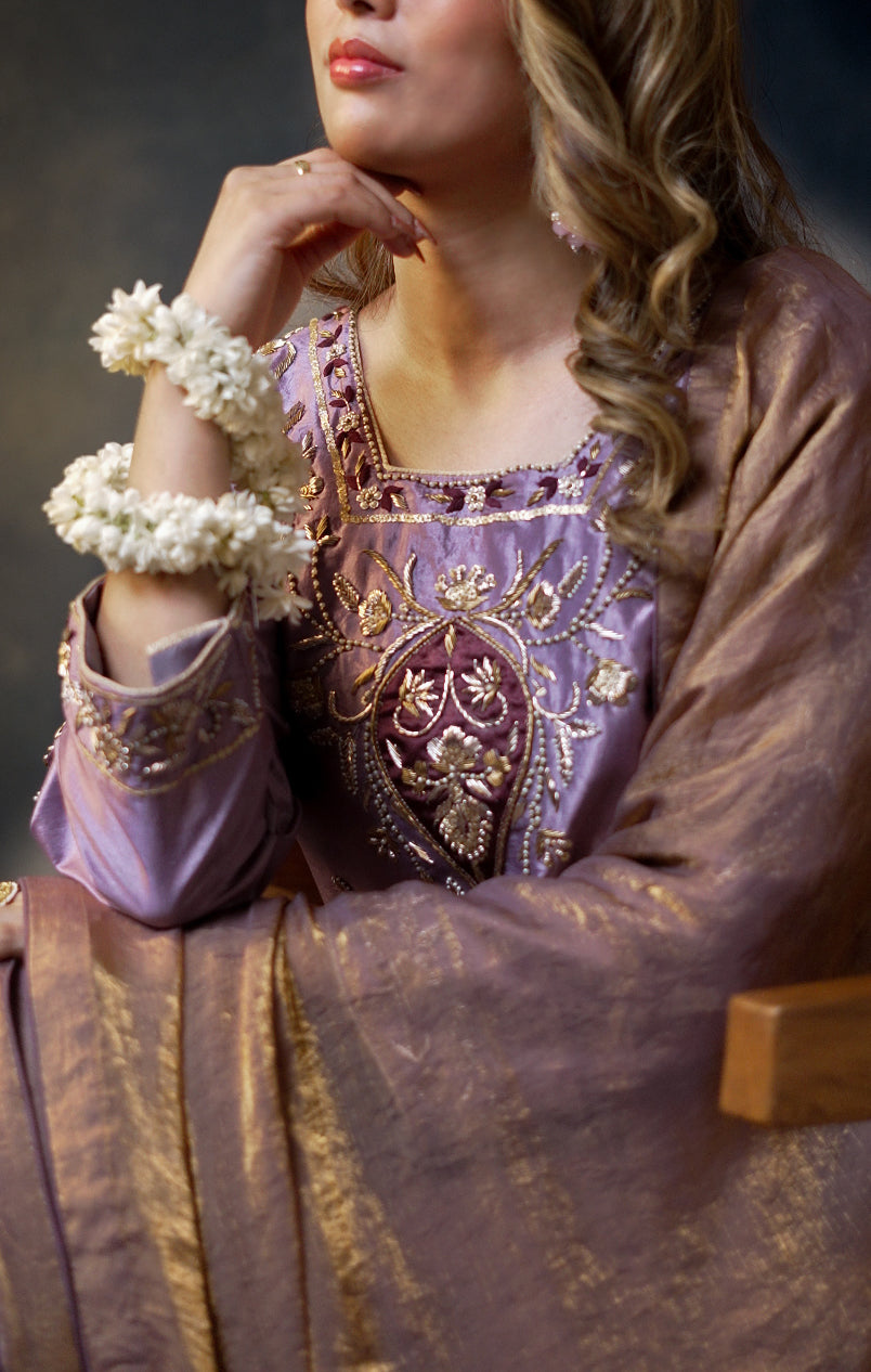 Aamira