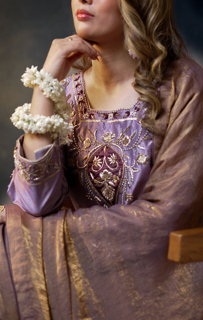 Aamira